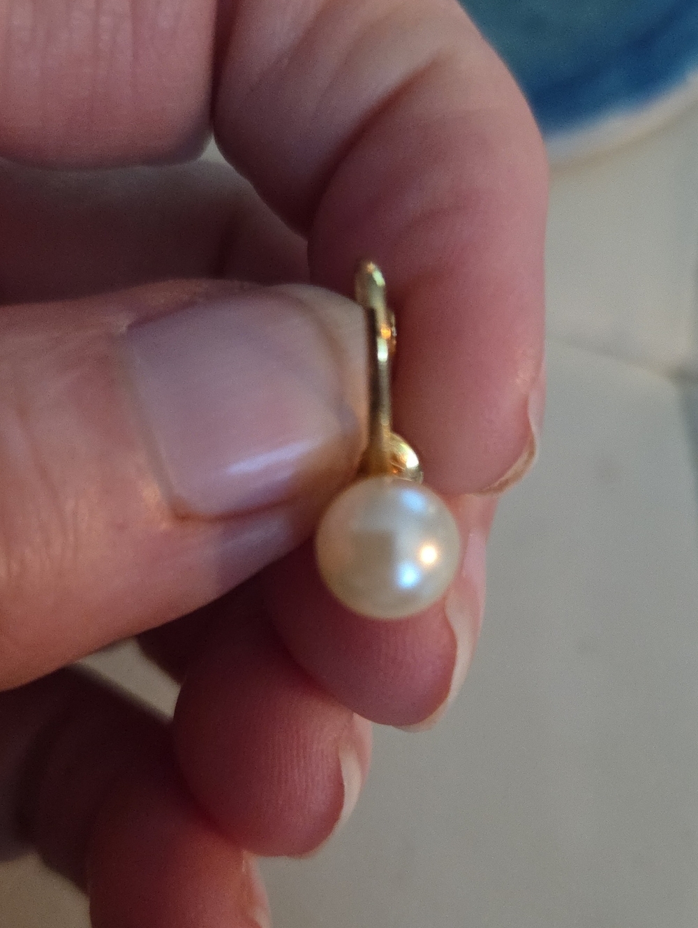 Gold Pearl Drop Leverback Earrings - White Pearl - Picture 3 of 3
